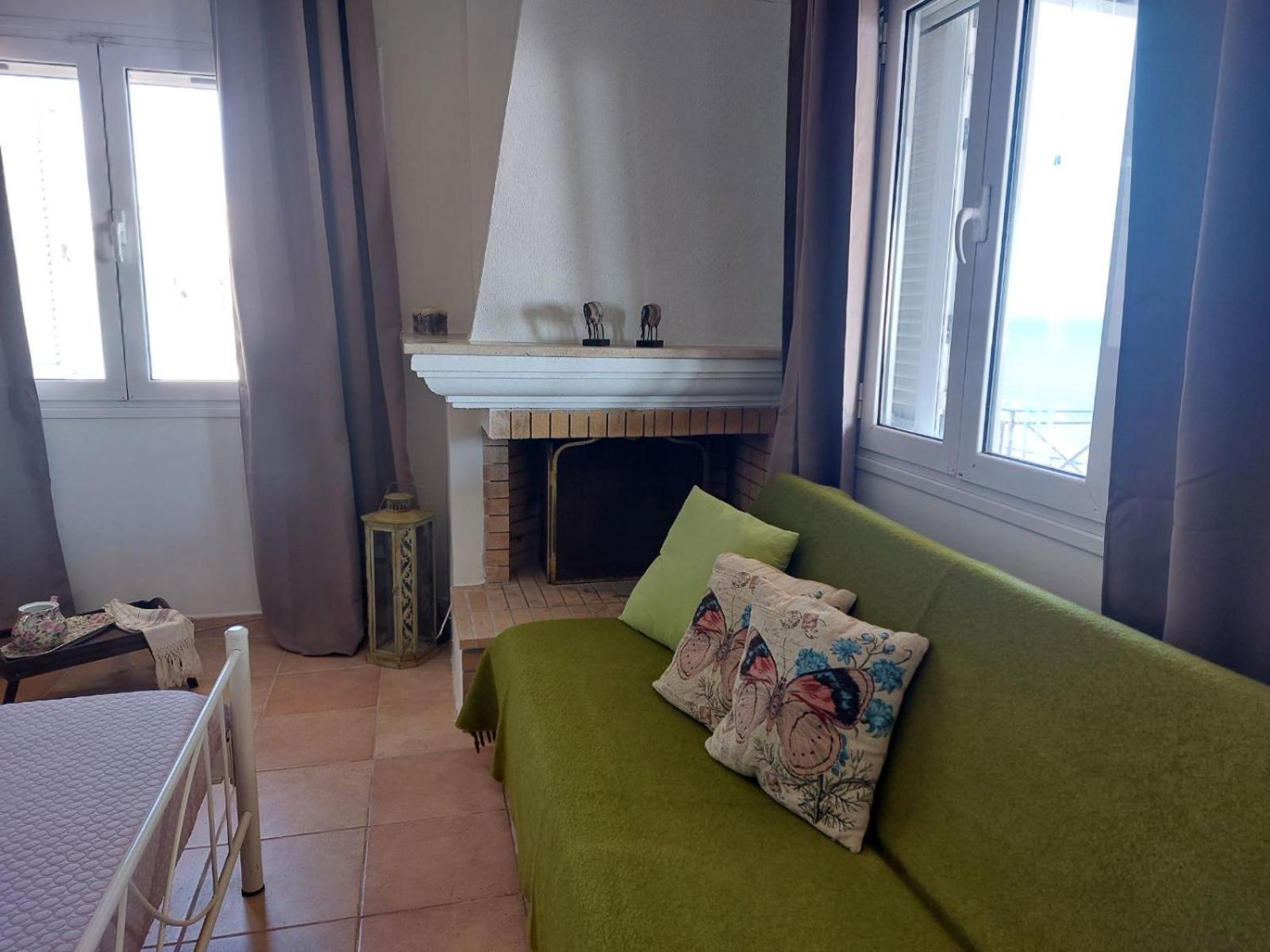 Foivos Seaside Apartments Agios Georgios  Rum bild