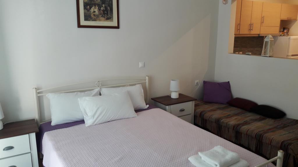 Foivos Seaside Apartments Agios Georgios  Exteriör bild