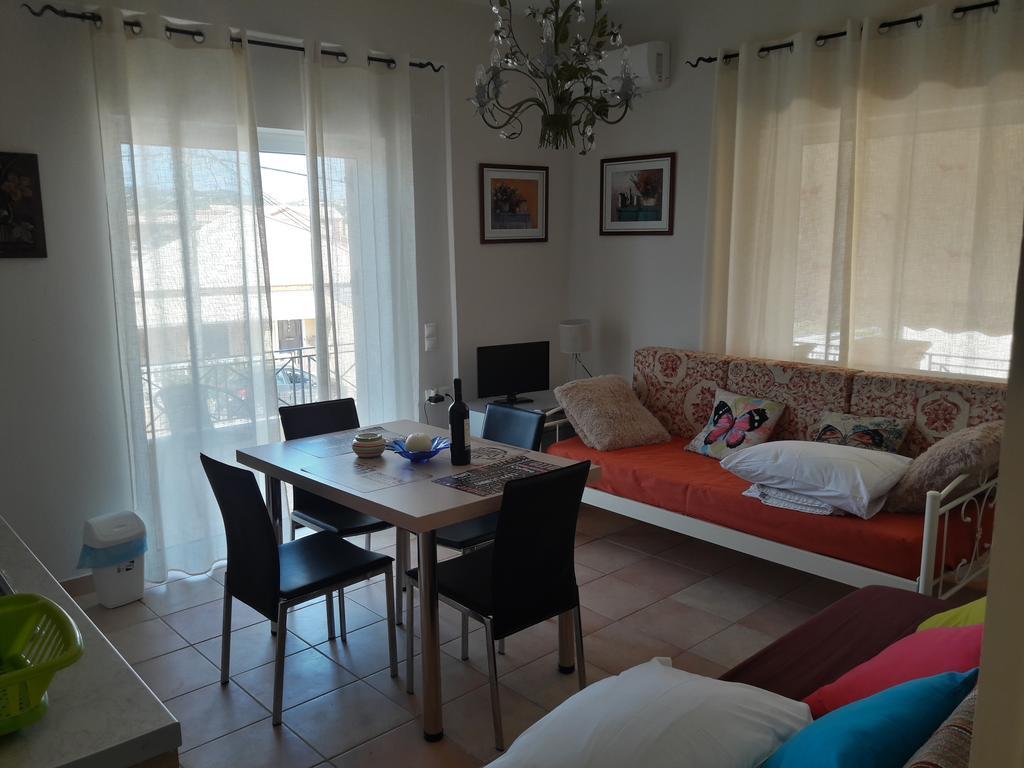 Foivos Seaside Apartments Agios Georgios  Exteriör bild