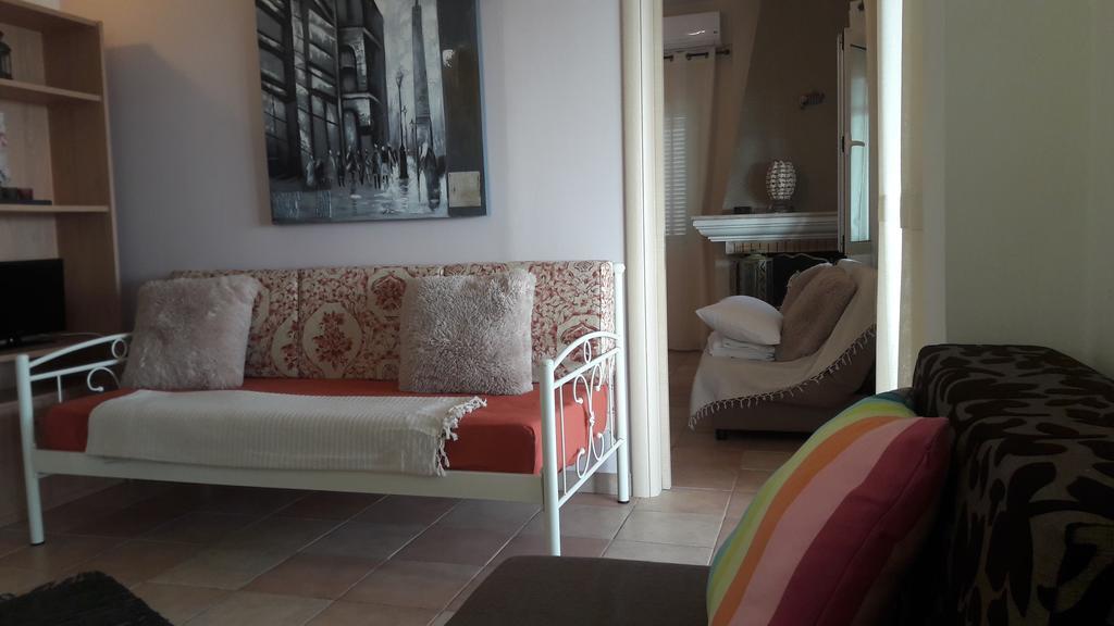 Foivos Seaside Apartments Agios Georgios  Exteriör bild