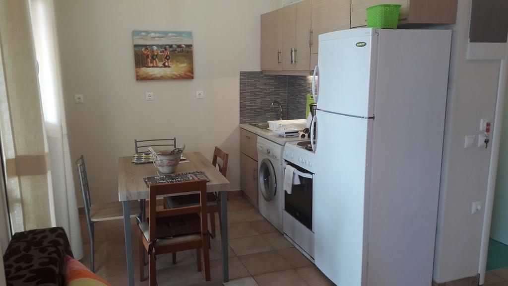 Foivos Seaside Apartments Agios Georgios  Exteriör bild